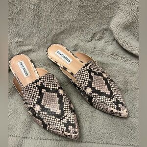 Steve Madden Snake Skin Pattern Mule Shoes